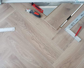 Parketo, vinilo, laminato. grindjuosčių. profilių montavimas / Linas / Darbų pavyzdys ID 2305230