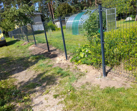 Montuojam segmentines ir metaliniu tvoralenčių tvoras / Arvydas / Darbų pavyzdys ID 2307556