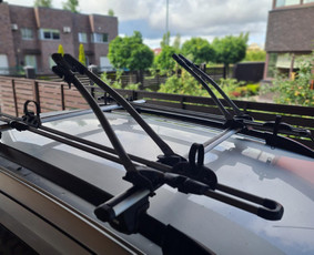 Stogo bagažinių nuoma - Dviraciu laikikliu Thule nuoma - 3