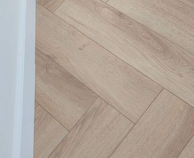 Laminato klojimas - Parketo, vinilo, laminato. grindjuosčių. profilių montavimas - 4