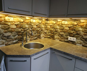 Stiklo konstrukcijos, montavimas - Stiklo sienelė virtuvėje su foto vaizdu arba vienspalviai - 2