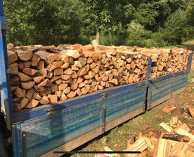 Kokybiškos malkos - Malkos: gamyba, pristatymas - 4 Malkos: gamyba, pristatymas - Kokybiškos malkos - 4