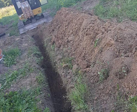Mini ekskavatoriaus, savivarčio su kranu paslaugos - Tranšėjų kasimas - 2 Tranšėjų kasimas - Mini ekskavatoriaus, savivarčio su kranu paslaugos - 2