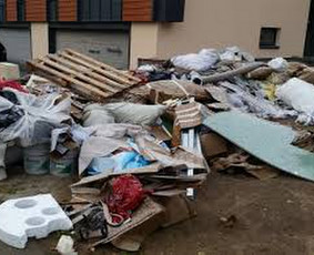 Perkraustymai ,šiukšlių,baldu isvezimas Griovimo darbai - Šiukšlių išvežimas - 4 Šiukšlių išvežimas - Perkraustymai ,šiukšlių,baldu isvezimas Griovimo darbai - 4