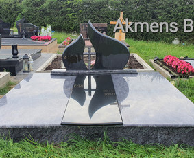 Paminklai. Uždangos. Antkapiai. Stalviršiai. Laiptai. / MB Akmens Broliai / Darbų pavyzdys ID 2369515