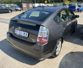Tojota prius nuoma 140 evr savaitei - Automobilių nuoma - 3 Automobilių nuoma - Tojota prius nuoma 140 evr savaitei - 3