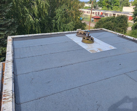 Sutapdinti stogai prilydoma bitumine danga / Tomas Radvilaitis / Darbų pavyzdys ID 2384597