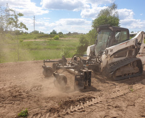 Minikrautuvo, miniekskovatoriaus nuoma, savivarčių paslaugos - Bobcat nuoma - 4 Bobcat nuoma - Minikrautuvo, miniekskovatoriaus nuoma, savivarčių paslaugos - 4