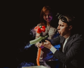 Įspūdingas azoto ir humoro šou / Reakcijos / Darbų pavyzdys ID 415335