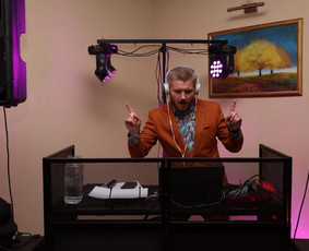 Paulius Malinauskas Renginių Vedėjas, Dj ir komanda - Vestuvių šventės vedimas - 3 Vestuvių šventės vedimas - Paulius Malinauskas Renginių Vedėjas, Dj ir komanda - 3