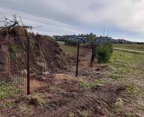 Montuojam segmentines ir metaliniu tvoralenčių tvoras / Arvydas / Darbų pavyzdys ID 2405170
