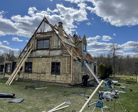 Šlaitiniu stogų ir ventiliuojamų fasadų įrengimas / Wood House / Darbų pavyzdys ID 2405954