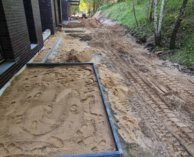 Ekskavatorinio krautuvo račioko bobcat nuoma skalda žvyras / Technika žemės kasimo darbai / Darbų pavyzdys ID 2411354