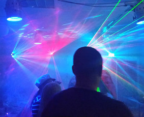 Garso ir apšvietimo aparatūros nuoma - Apšvietimo įrangos nuoma - 1 Apšvietimo įrangos nuoma - Garso ir apšvietimo aparatūros nuoma - 1