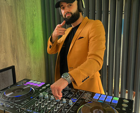 Renginių vedėjas Audrius su Dj komanda (Lt- En - No) / Audrius Pupininkas / Darbų pavyzdys ID 2428526
