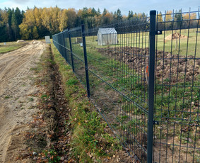 Montuojam segmentines ir metaliniu tvoralenčių tvoras / Arvydas / Darbų pavyzdys ID 2432720