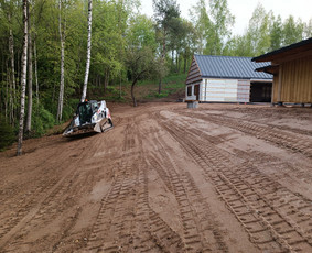 Mini krautuvo nuoma. Vejos įrengimas / MB JUSTEIRA / Darbų pavyzdys ID 2439514