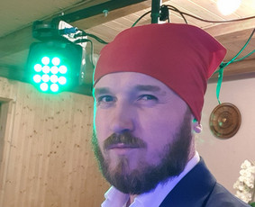 Paulius Malinauskas Renginių Vedėjas, Dj ir komanda - Karaokės organizavimas, vedimas - 3 Karaokės organizavimas, vedimas - Paulius Malinauskas Renginių Vedėjas, Dj ir komanda - 3