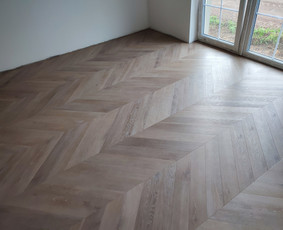 Dangos klojimas. Pvc grindys. Vinilines grindys. / Projektas Grindys / Darbų pavyzdys ID 2449122