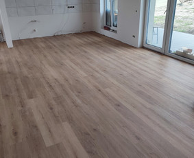 Dangos klojimas. Pvc grindys. Vinilines grindys. / Projektas Grindys / Darbų pavyzdys ID 2449134