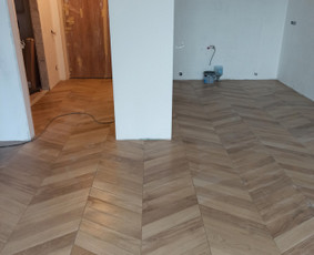 Vinilinės grindys, klojimas - Grindų lyginimas,vinilo klijavimas, laminato,vinilo klojimas - 2