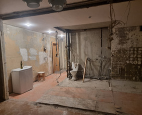 Pertvarų, sienų griovimas - Griovimo darbai senų baldu šiukšlių išvežimas - 2