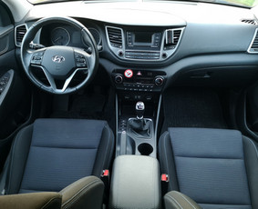 Automobilių nuoma (trumpalaikė, ilgalaikė ir su vairuotoju). / MB Vitarent / Darbų pavyzdys ID 2462374