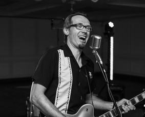 Atominė klasikinio Rock'n'roll / Rockabilly koverių programa: judrios, gyvos ir įsimintinos vestuvės, įmonės vakarėlis, gimtadienis/jubiliejus ar kita šventė!!
