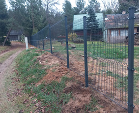 Montuojam segmentines ir metaliniu tvoralenčių tvoras / Arvydas / Darbų pavyzdys ID 2474552