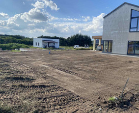 Bobcat paslaugos 24/7 (vikšriniai, galingi, punktualūs) - Sklypo lyginimas, formavimas - 4 Sklypo lyginimas, formavimas - Bobcat paslaugos 24/7 (vikšriniai, galingi, punktualūs) - 4