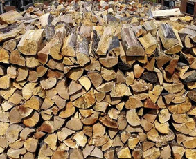 Atvežame malkos į vieta. - Malkos: gamyba, pristatymas - 1 Malkos: gamyba, pristatymas - Atvežame malkos į vieta. - 1