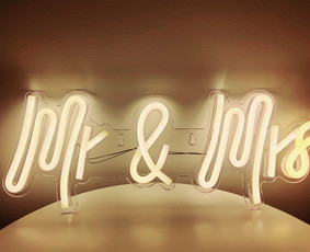 Šviečiančių raidžių nuoma - Foto siena - dekoravimas - dekoracijų nuoma - 1