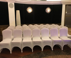 Kėdžių užvalkalų nuoma - Šventinės įrangos nuoma - 1 Šventinės įrangos nuoma - Kėdžių užvalkalų nuoma - 1