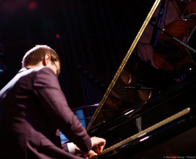 Džiazo pianistas ir grupė / Linas Karaliūnas / Darbų pavyzdys ID 2510270