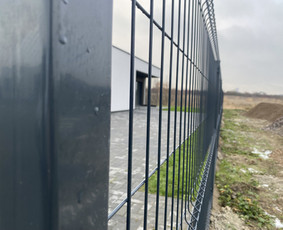 Modernių tvorų įrengimas nuo pagrindų - Segmentinės tvoros - 2 Segmentinės tvoros - Modernių tvorų įrengimas nuo pagrindų - 2