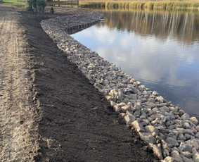 Akmens grindiniai, mūras, pakrantės. / Valentas / Darbų pavyzdys ID 2516092