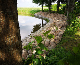 Akmens grindiniai, mūras, pakrantės. / Valentas / Darbų pavyzdys ID 2516108