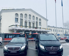 Prabangių automobilių nuoma vestuvėms Kaune, Vilniuje / Automobilių nuoma su vairuotoju / Darbų pavyzdys ID 2516776