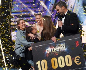 Pole dance pasirodymai. Oro akrobatika. Vipera / Eglina Mažeikienė / Darbų pavyzdys ID 2531914