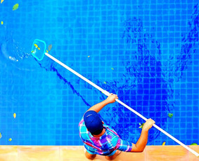 Profesionalios Valymo Paslaugos 24/7. - Baseinų valymas - 1 Baseinų valymas - Profesionalios Valymo Paslaugos 24/7. - 1