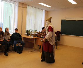 Renginių, lietuviškų apeigų vedėja, atlikėja, lektorė / UAB Kruenta / Darbų pavyzdys ID 2536808