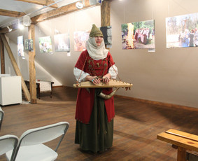 Renginių, lietuviškų apeigų vedėja, atlikėja, lektorė / UAB Kruenta / Darbų pavyzdys ID 2537452