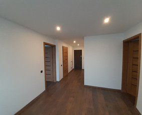 Pilna vidaus apdaila - Laminato klojimas - 1 Laminato klojimas - Pilna vidaus apdaila - 1