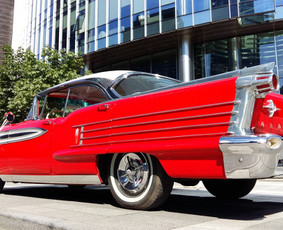 1958-ųjų kabrioleto Ford ir Oldsmobile sedano nuoma / Amerikietiški Auto / Darbų pavyzdys ID 452247