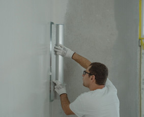 Sienų glaistymas - Specializuojamės patalpų, namų, butų vidaus dažymo srityje. - 1