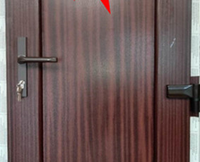 680x1760, 70 mm profilis, PVC plokštė, spalva - balta/mahogany