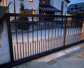 Tvoros pamatai, betonavimas - Modernių tvorų, vartų ir vartelių gamyba, automatizavimas - 3