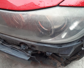 Automobilių dažymas virinimas lyginimas Kaune - Žibintų poliravimas - 3 Žibintų poliravimas - Automobilių dažymas virinimas lyginimas Kaune - 3
