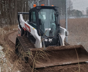 Mini krautuvo nuoma. Vejos įrengimas / MB JUSTEIRA / Darbų pavyzdys ID 2618804
