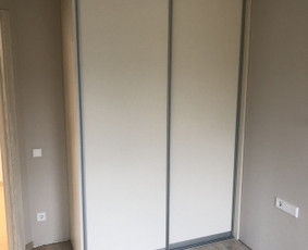 Nestandartiniu bei standartiniu korpusiniu baldu gamyba - Spintų gamyba - 4 Spintų gamyba - Nestandartiniu bei standartiniu korpusiniu baldu gamyba - 4